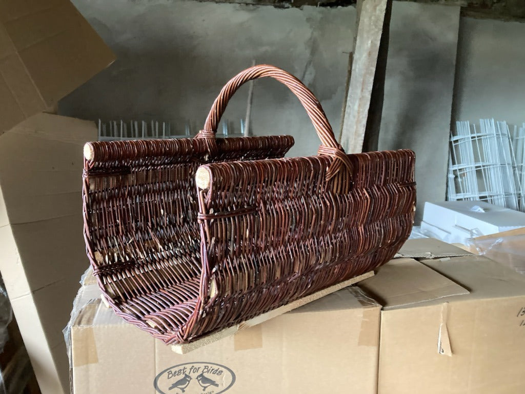 Vedkorg, mörk, oval, pil