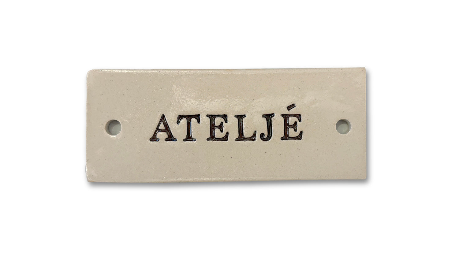 Ateljé – Handgjord keramikskylt