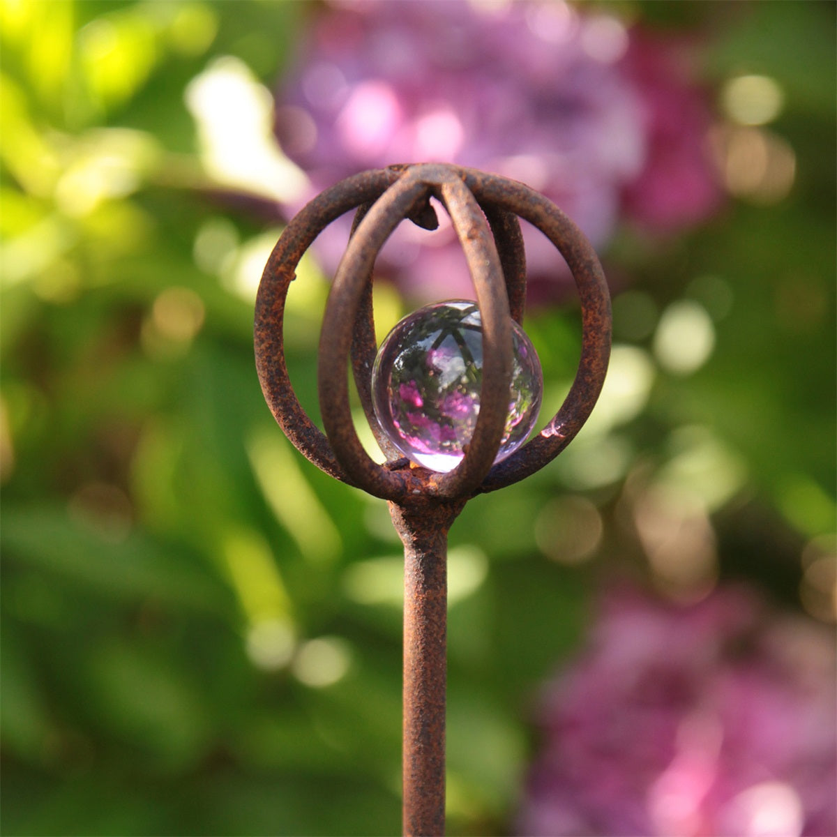 Dekoration med glaskula – Eldgarden