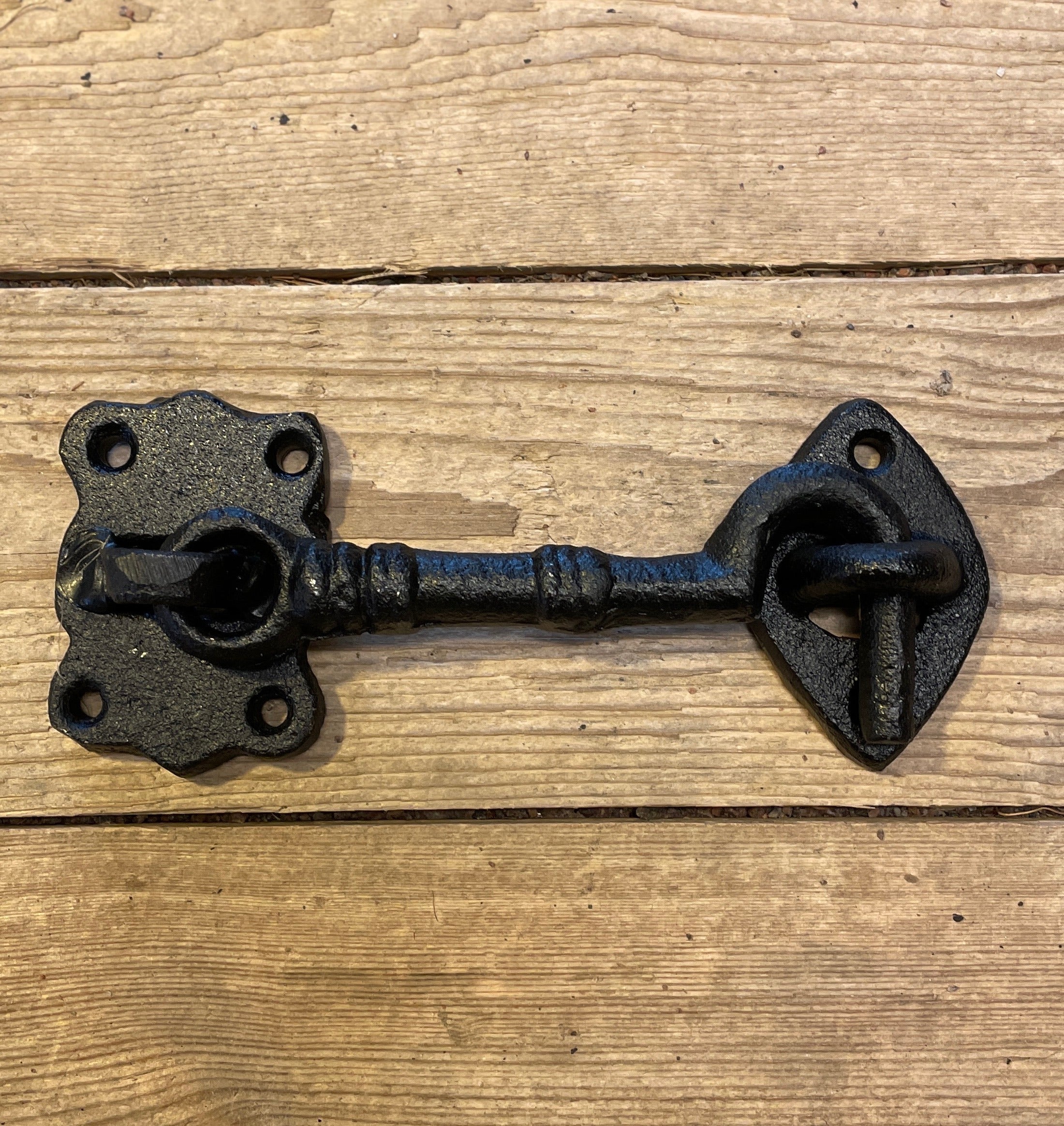 Hasp svart, gjutjärn