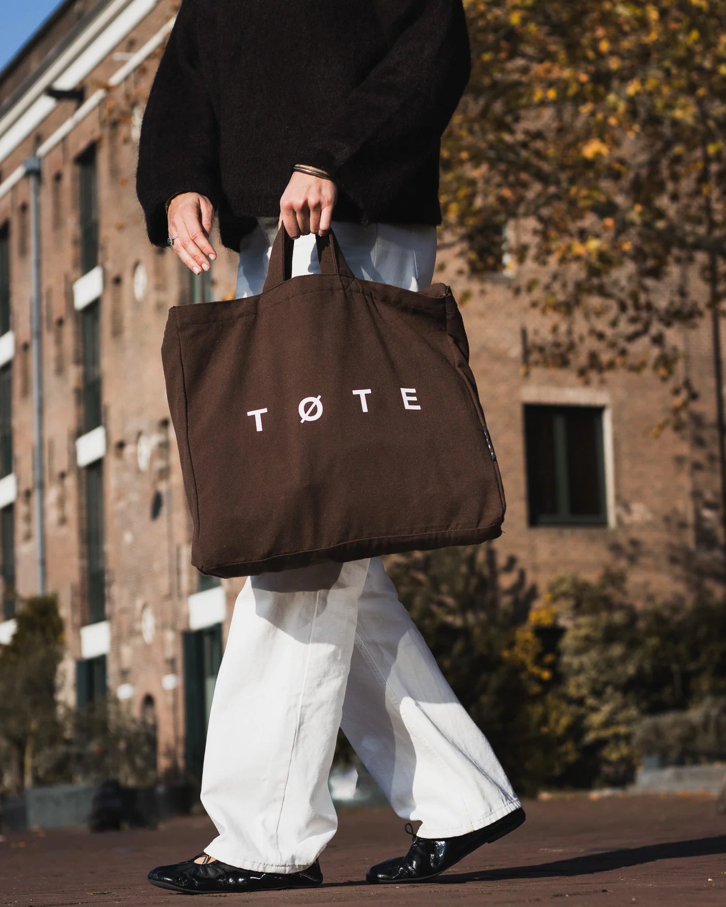 TØTE Bag Brown