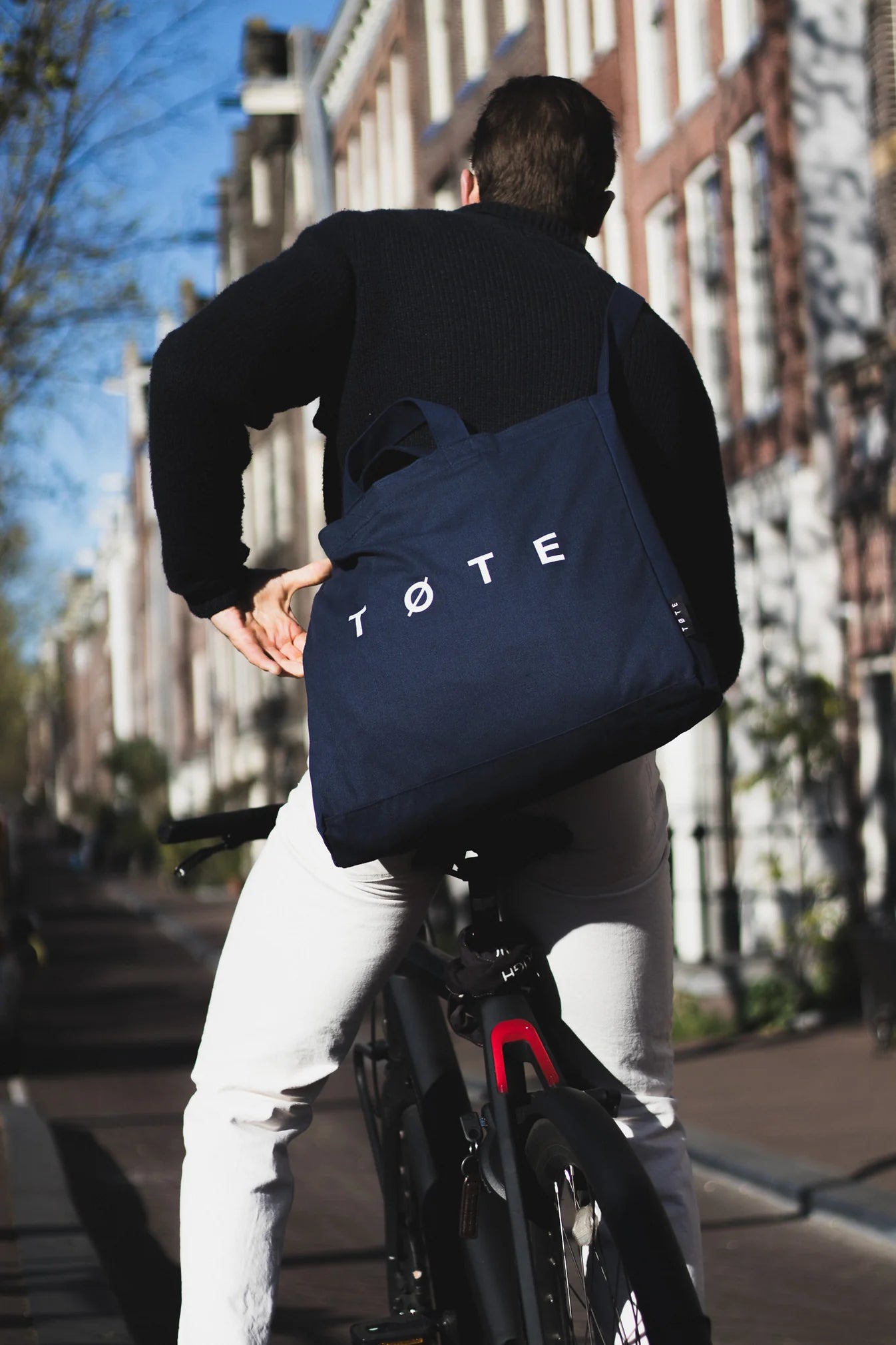 TØTE Bag Navy Blue