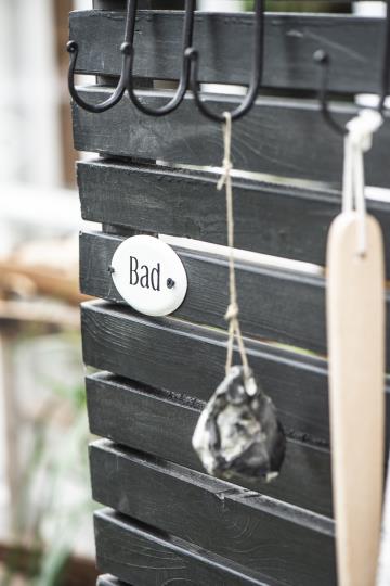 Metallskylt - IB Laursen