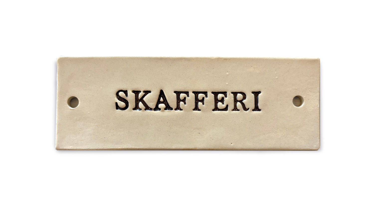 Skafferi – Handgjord keramikskylt