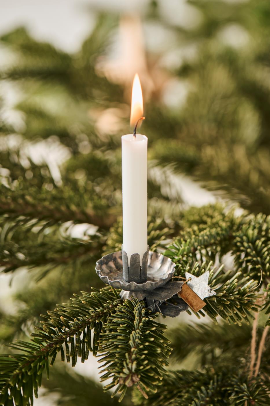 Klassisk ljushållare till julgran
