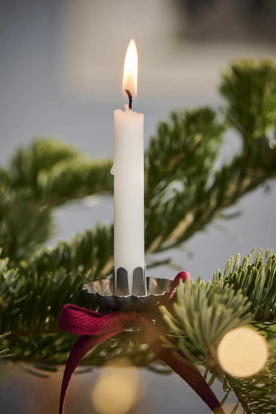 Klassisk ljushållare till julgran
