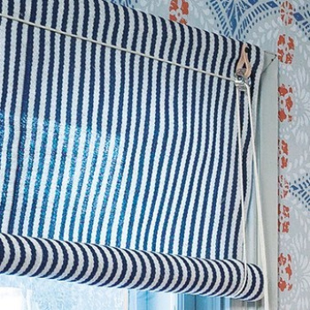 Läderremmar, rullgardin Produktkategori: Mattor & Gardiner. Köp hos Byggnadsvardskompaniet.se