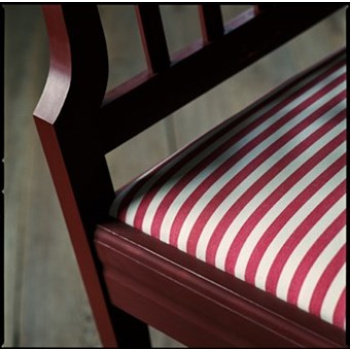 Överdragstyg Röd - Vit randigt Produktkategori: Mattor & Gardiner. Köp hos Byggnadsvardskompaniet.se