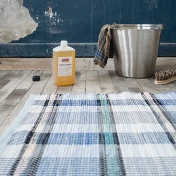 Trasmatta, tuskaft ljus Produktkategori: Mattor & Gardiner. Köp hos Byggnadsvardskompaniet.se