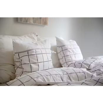 Påslakan, Klassisk ruta, bomull, Shyness Produktkategori: Inredning. Köp hos Byggnadsvardskompaniet.se