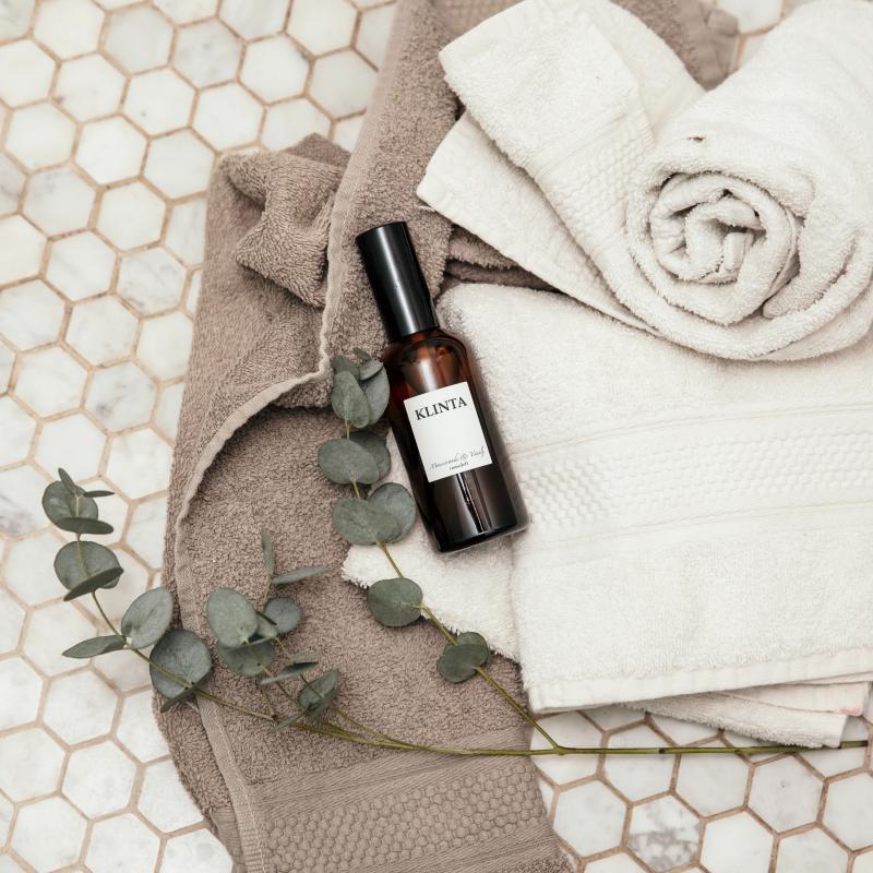 Rumsdoft Nytvättat Klinta & CO Produktkategori: Doft. Köp hos Byggnadsvardskompaniet.se