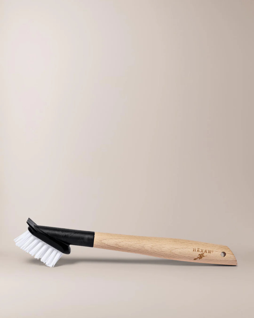 Kakel- & Fogborste Häxan Produktkategori: Borstar. Köp hos Byggnadsvardskompaniet.se