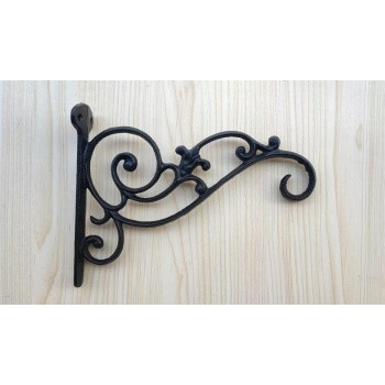 Ampelkonsol ”Dekor” – Skyrup Produktkategori: Hemliv. Köp hos Byggnadsvardskompaniet.se